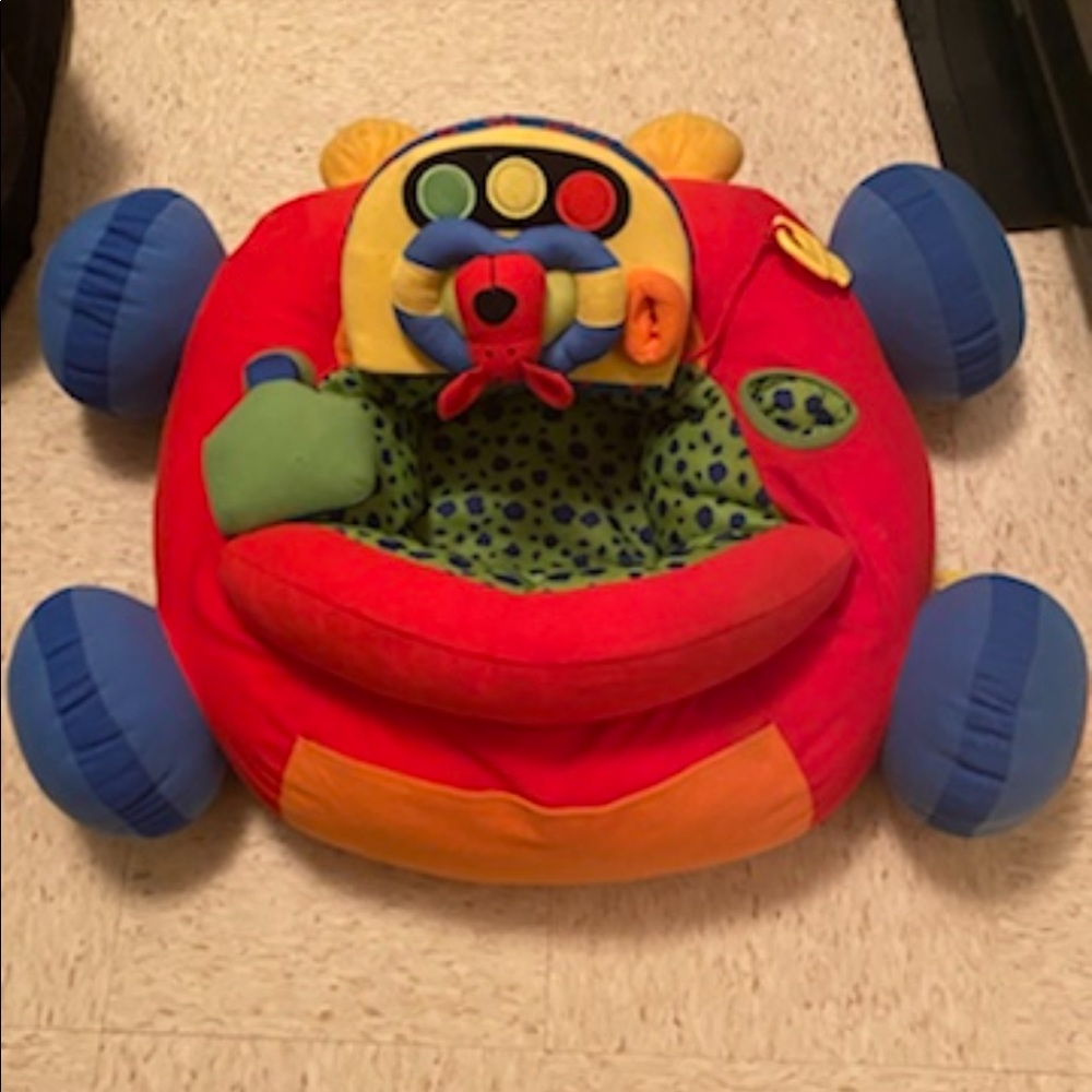Melissa & Doug beep beep and play activity center - Picture 1 of 4